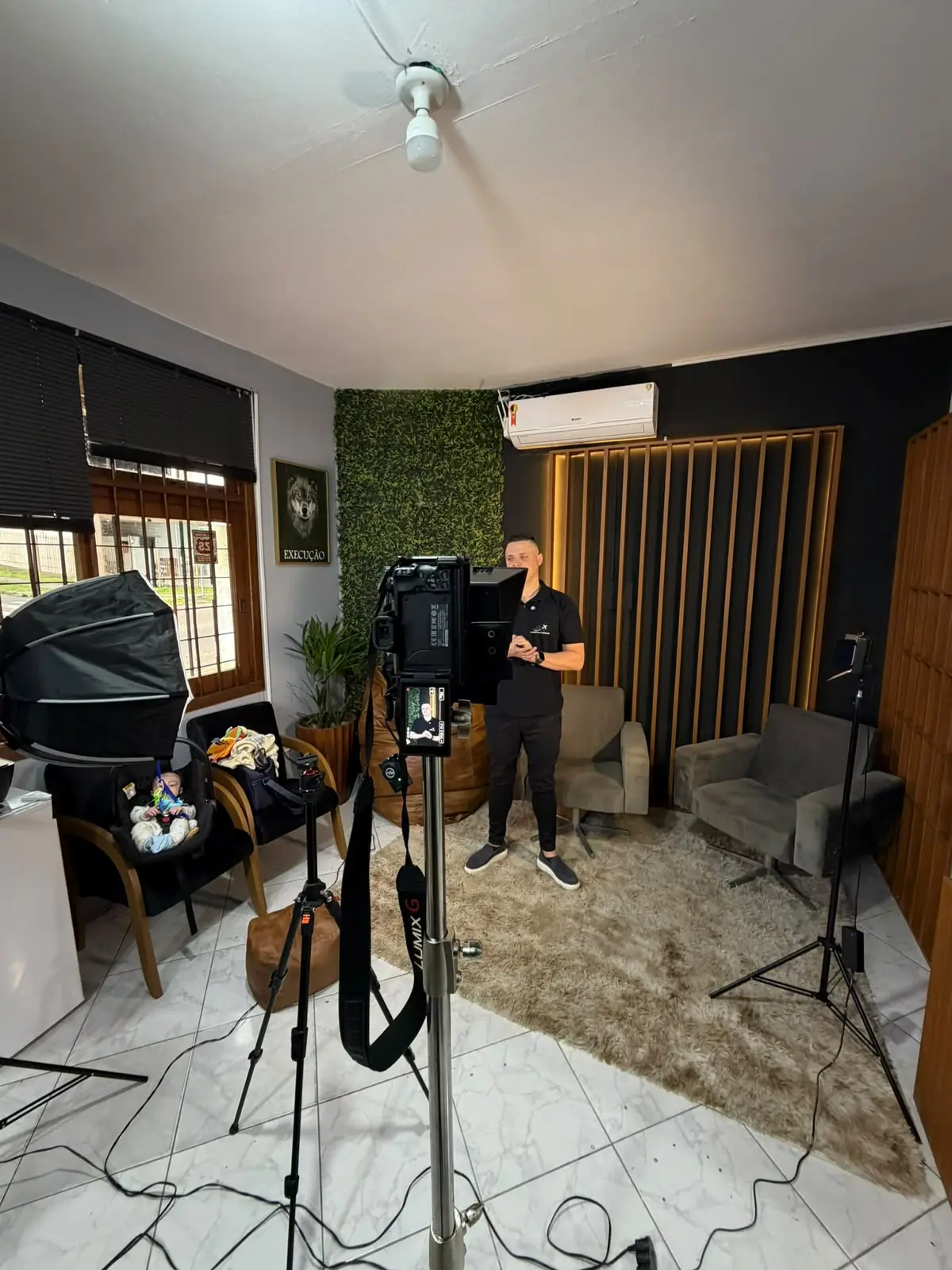 Bastidores de gravação de vídeo com a equipe da Inside New